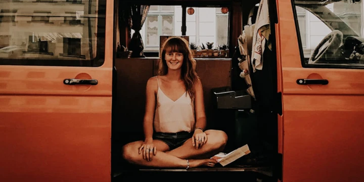 ella-wayfarer.jpg